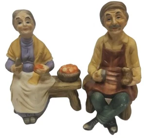 Daekor Bisque Porcelain Ceramic Old Couple Figurines - Picture 1 of 6