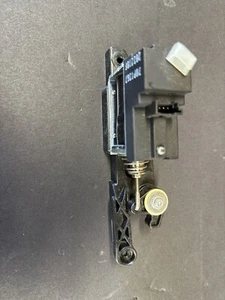 OEM GENUINE BMW X5M X6 E70 E71 E72 Glove Box Motor Latch Release Opener Electric - Foto 1 di 6