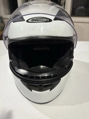 Casco Cyber Racing blanco mediano  Foto 1 de 4