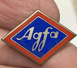 BELGIEN UM 1960 ́ VINTAGE ANSTECKNADEL LOGO AGFA FILM EMAILLIERT RAR ANSTECKNADEL - Bild 1 von 9