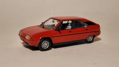 1/43 UNIVERSAL HOBBIES CITROEN BX 1984 - Photo 1/3