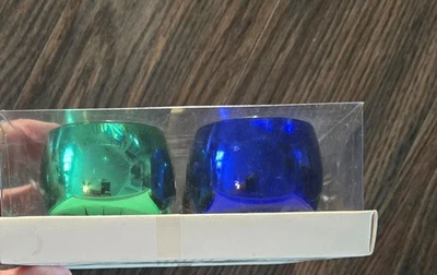 PIER 1 Juego de Cuatro Candelabros Votivos de Vidrio Metálico Colorido Tealight Nuevos con Etiquetas Foto 1 de 4