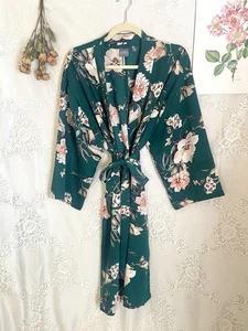 Soho grün Blumen Kimono Gürtel Morgenmantel Anthro Dupe L/XL Boho Hippie Festival - Bild 1 von 5
