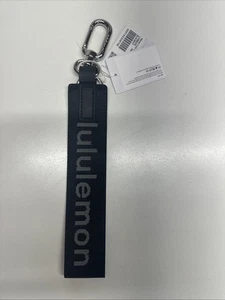 Lululemon Never Lost Keychain Spellout Logo Black White Silver LU9B20S New NWT - Picture 1 of 4