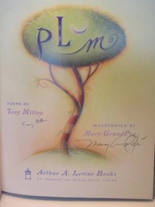poetry PLUM double-signed by TONY MITTON & MARY GRANDPRE 2003 hc + dj 1st ed - Imagen 1 de 16