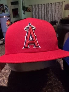 Anaheim Angels Hat Cap Fitted Mens 7 Red White New Era MLB Baseball Logo - Picture 1 of 3