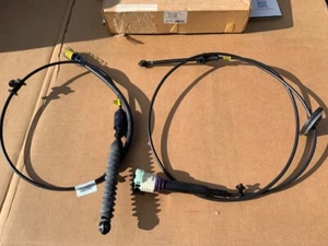New Chevrolet GMC Sierra 2500 3500 Auto Transmission Cable Kit 01-06 19167308 - Picture 1 of 9