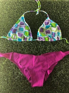 SCHÖNER STILVOLLER ZWEITEILIGER WUNDERSCHÖNER MEHRFARBIGER BIKINI BADEANZUG - Bild 1 von 2