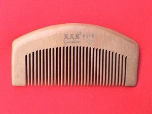 PEINE DE MADERA DE CEREZA DE BOLSILLO RESISTENTE DE 3,8" - ¡PARA CABELLO NORMAL/FINO! - Imagen 1 de 2