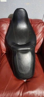 2014 HARLEY-DAVIDSON STREET GLIDE CVO FLHXSE FRONT SEAT SADDLE 24688 LOW - Image 1 of 4