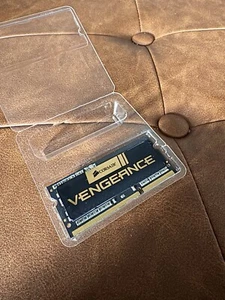 Corsair Vengeance Corsair 4GB DDR3-1600 SO-DIMM Laptop RAM - Picture 1 of 2