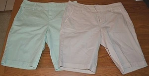 Womens BASS Flat Front Bermuda Shorts Choice Size 2 4 6 16 & Color Green Beige - Picture 1 of 7
