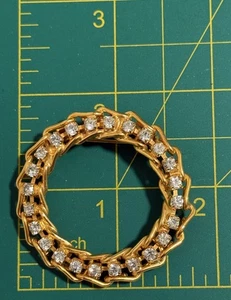Vintage Monet Brosche Anstecknadel goldfarben Kreis Strass offene Gliederkette Schmuck - Bild 1 von 9