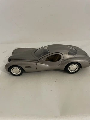 1:18 Guiloy Chrysler Atlantic Silver Diecast Model Car Concept - Image 1 of 4