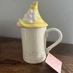 EASTER GNOME WELCOME SPRING CERAMIC MUG WITH LID - Picture 1 of 4