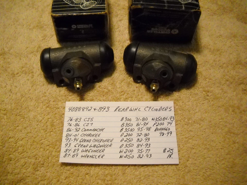 Nuevo de Lote Antiguo Mopar 1976-2001 Jeep 1971-1999 Dodge Truck Van Rueda Trasera ¡Par! Foto 1 de 2