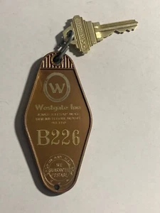Llavero de habitación de motel Westgate Inn y llave Bremerton Washington #B226 - Imagen 1 de 2