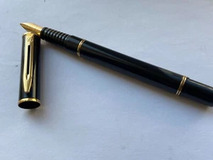 Waterman Black Fine Writing Gold Trim Pocket Clip Fountain Pen With Cap FRANCE - Picture 1 of 11