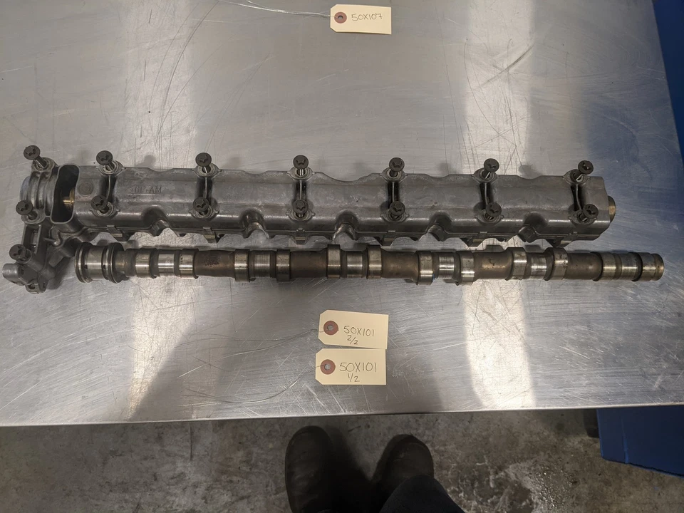 Par de árboles de levas ambos para BMW M235i 3.0 15-16 Foto 1 de 4