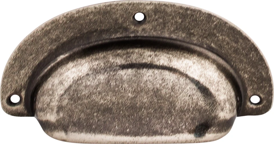 Perillas superiores M210 Mayfair taza tirador 3 3/4" peltre antiguo Foto 1 de 1