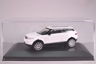 LE7055 BURAGO 1/43 Voiture Land Rover LRX Concept blanc - Photo 1/4