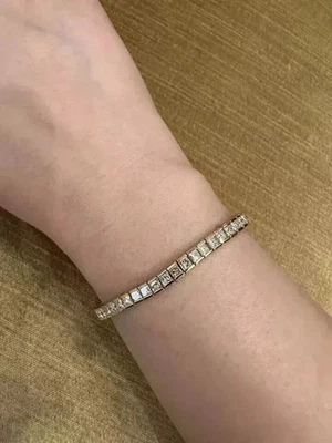 Brazalete de tenis de diamantes de corte princesa de 15 quilates enchapado en oro amarillo de 14 quilates Foto 1 de 4