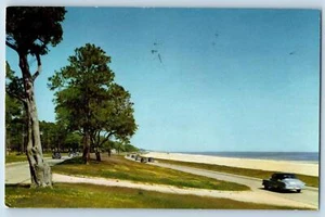 1957 Gulf Coast Highway Beach Route View Old Spanish Trail Mississippi Postcard - Picture 1 of 2