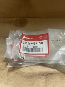 Honda OEM #93500-050160A Pan Screw 5x16 New Quantity 8 - Picture 1 of 3