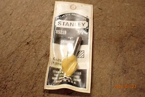 NUOVO VECCHIO STOCK STANLEY CARBURO V SCANALATURA ROUTER BIT 85219 - Foto 1 di 2
