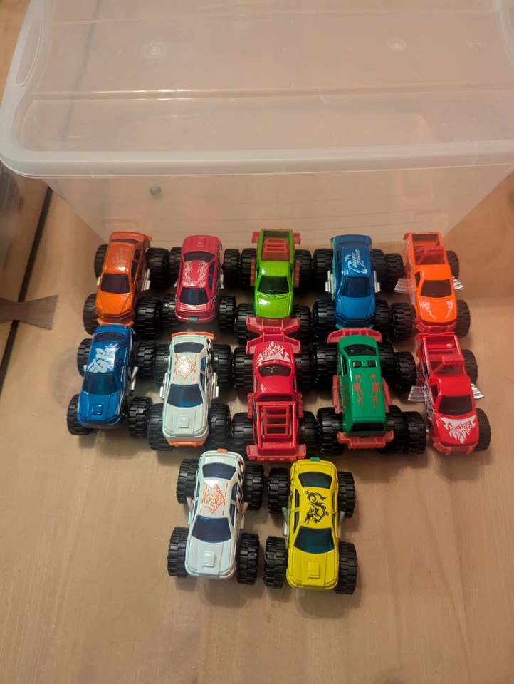 批量玩具怪物卡车 4x4 汽车套装 — 第 1/1 张图片