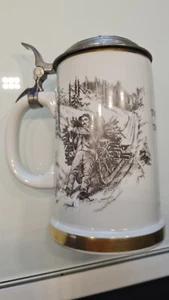 Bierkrug mit Zinndeckel, Porzellan - Bild 1 von 5