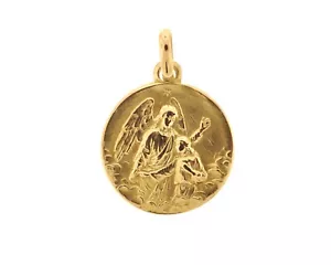 18K Yellow Gold 17mm Round Guardian Angel Medal Charm - Picture 1 of 3