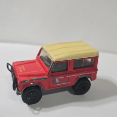 火柴盒 SUPERFAST #35 红色白色上衣 Land Rover NINETY 90。       J — 第 1/4 张图片