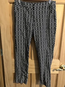 Merona Women’s 6 Classic Stretch Extensible Pants - Picture 1 of 7