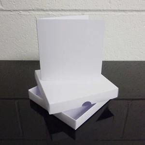 Caja de tarjetas de felicitación blanca de 5" x 5"/caja de invitación de boda con tarjetas en blanco elige la cantidad - Imagen 1 de 1