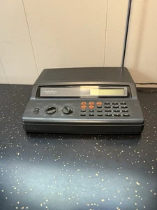 Escáner de escritorio RadioShack PRO-2018 200 canales (modelo 20-424) - Imagen 1 de 4