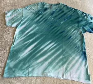 NEU Gildan Herren hellgrün blau Sunburst Ice Batik Kurzarm Hemd XXL - Bild 1 von 7