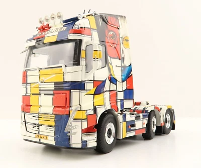 WSI 01-3873 - Volvo FH5 Globetrotter XL 6x2 Prime Mover Guldager - Scale 1:50 - Image 1 of 4