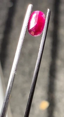 1.6 carats Natural Pigeon Blood cutt Ruby loose Gemstone From Afghanistan - Image 1 of 4