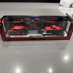 1/64 M2 HAULER 1973 CHEVROLET VAN G10 & 76 GMC SIERRA GRANDE & TRAILER RED/BLACK - Picture 1 of 16