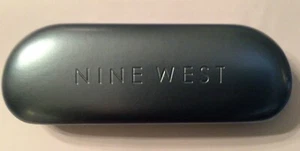 Custodia per occhiali da sole NINE WEST custodia per occhiali da sole viaggio blu metallizzato guscio di vongole - Foto 1 di 4
