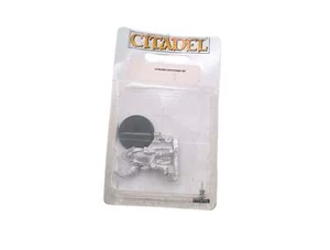 Commissar with Power Fist (metal) [x1] Astra Militarum [Warhammer 40K] NIB - Imagen 1 de 2