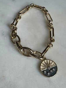 18K GF BÜFTKLAMMER ausgefallene Gliedkette ARMBAND Tag und Nacht Sterne Sonne CHARM - Bild 1 von 2