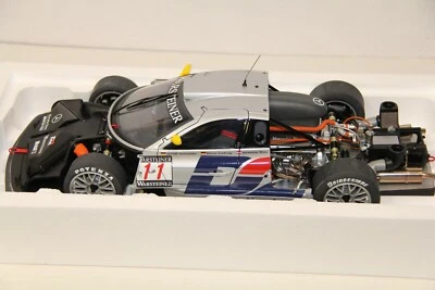 1/12 AUTOART MERCEDES-BENZ CLK GTR FIA GT 1997 GT1 CHAMPION , NEW , 12001 - Image 1 of 4