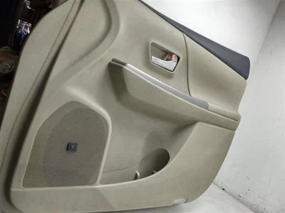 Panel moldura puerta delantera derecha pasajero Toyota Prius V LA48 14 15 16 17 Foto 1 de 4