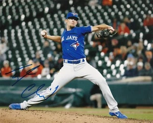 TYLER CLIPPARD TORONTO BLUE JAYS ACTION SIGNED 8x10 - Picture 1 of 1