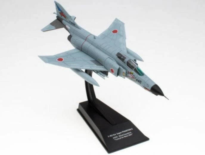 McDONNELL DOUGLAS F-4EJ KAI SUPER PHANTOM II FIGHTER - JASDF 2001 - 1:100   — 第 1/1 张图片