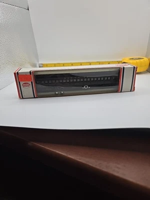 Model Power N Scale Santa Fe Cafe Passenger Car 1835. No. 8620. In Box. - Image 1 of 4