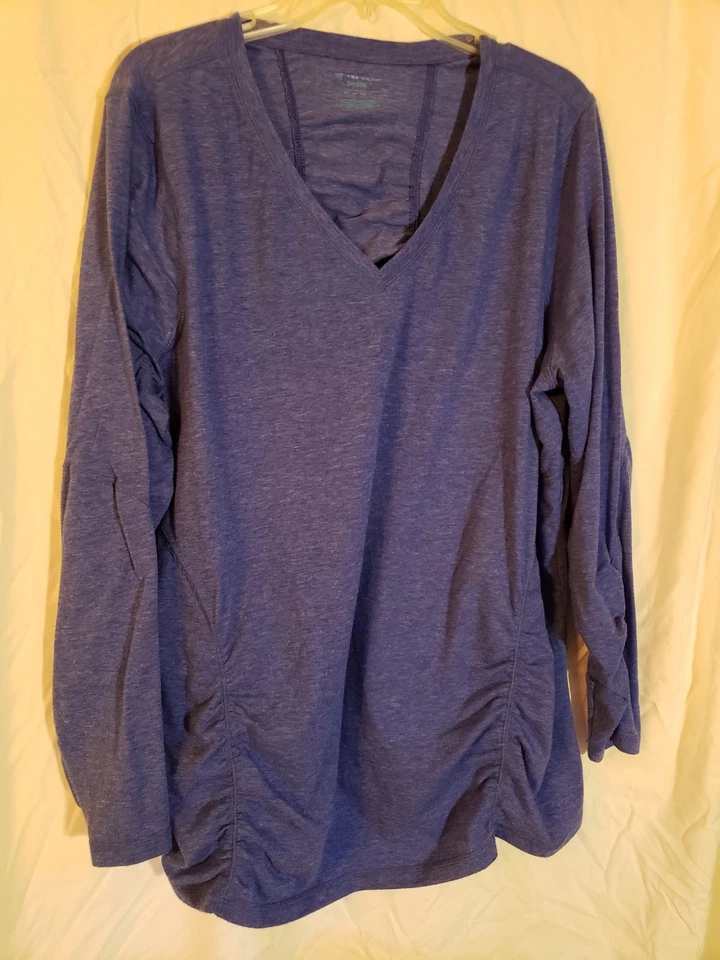 Women's 2X Tek Gear Dry Tek Long Sleeve Blue Shirt (H40) - Image 1 of 4