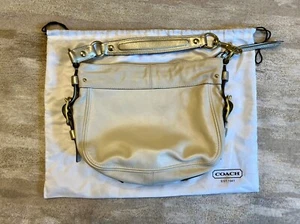 Coach Vintage Zoe Leather Shoulder Bag/Purse Pearl White Gold Style 12671 - Picture 1 of 5